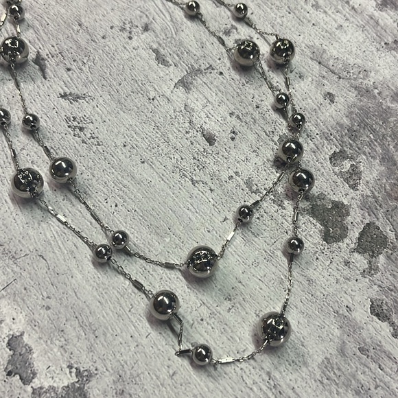 NWT Coldwater Creek Silver Vega Beads Rhinestone Accent Long Necklace - Picture 8 of 10